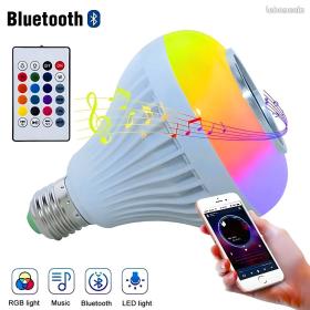 Ampoule Bluetooth haut-parleur multicolore décorative avec télécommande pour fête à la maison